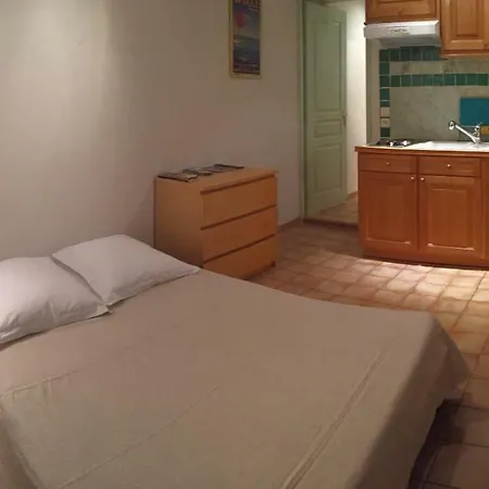 La Cigale D'argent 8 Place Du Terreau Apartment Manosque